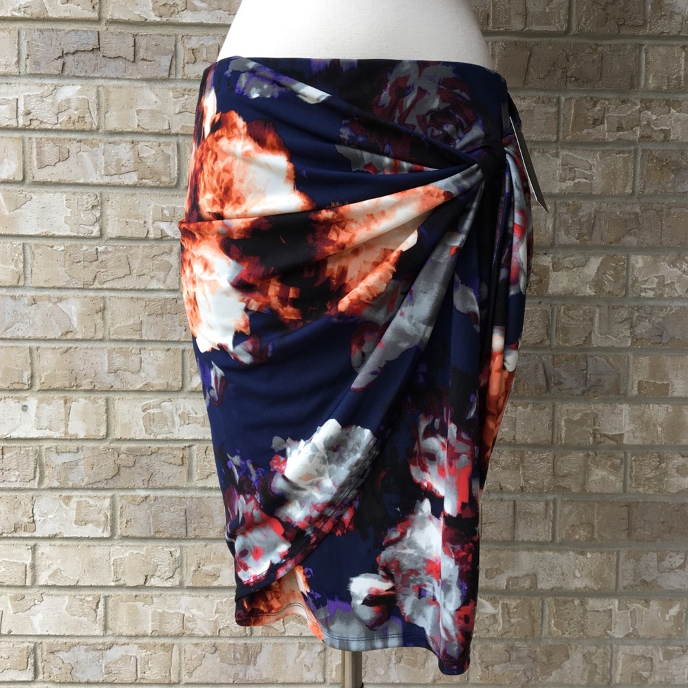 Robert Rodriguez Flowers Print Skirt Size S 🌸